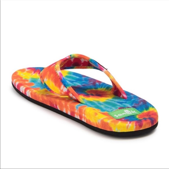 sanuk furreal flip flops
